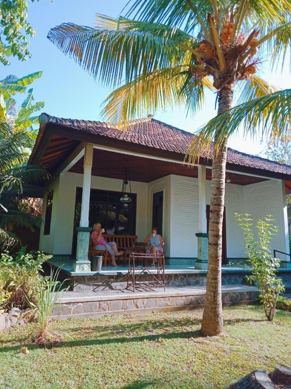Rini Hotel Lovina Dış mekan fotoğraf